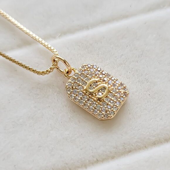 Gold Filled Initial Letter Necklace 18 Inch Box Chain - Picture 2 of 6